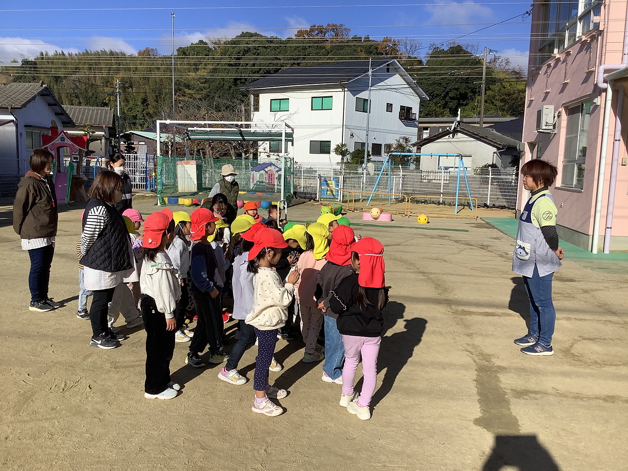 登園・視診・自由遊び